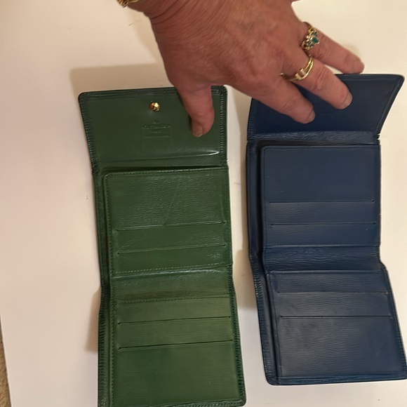 Assorted Louis Vuitton, Gucci, Loewe,MCM, YSL,Christian Dior handbags & wallets - Picture 7 of 16